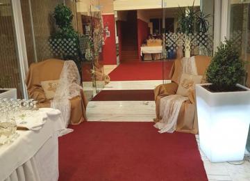 Esperides Gallery Stolismos Eisodou 4